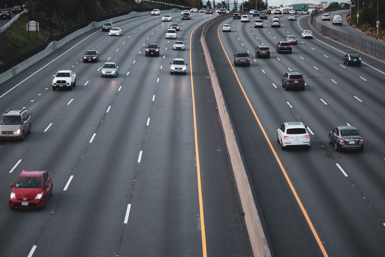 Sandy Springs, GA – Car Accident on Roswell Rd Near I-285 Ramp 2 4/14 Sandy Springs, GA – Car Accident on Roswell Rd Near I-285 Ramp
