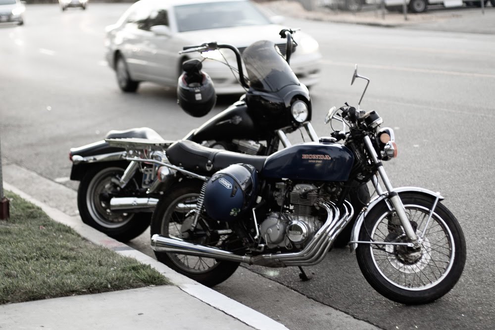 Kennesaw, GA – Three Injured in Motorcycle Crash on Ernest Barrett Pkwy 4 6/13 Suwanee, GA – Update: Fatal Motorcycle Accident on I-85