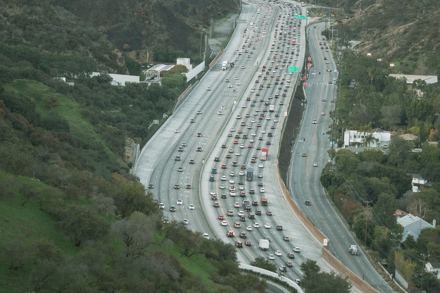 7/1 Atlanta, GA – Rollover Collision with Injuries in NB Lanes of I-285
