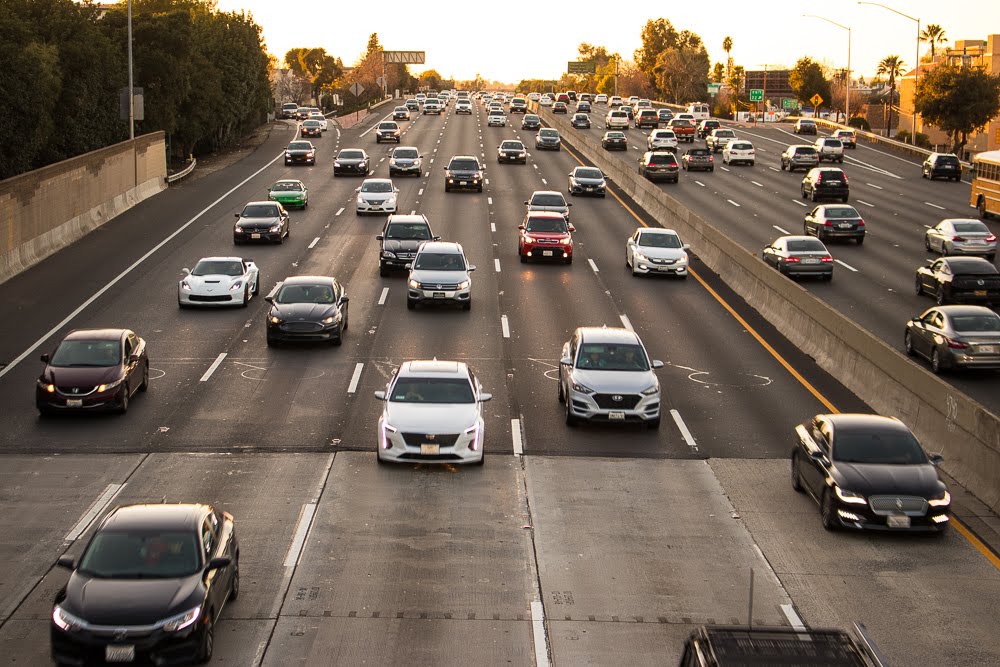 Fulton Co, GA - Police Investigating Injury Car Crash on I-75/85 at Williams St 4 Fulton Co, GA - Police Investigating Injury Car Crash on I-75/85 at Williams St