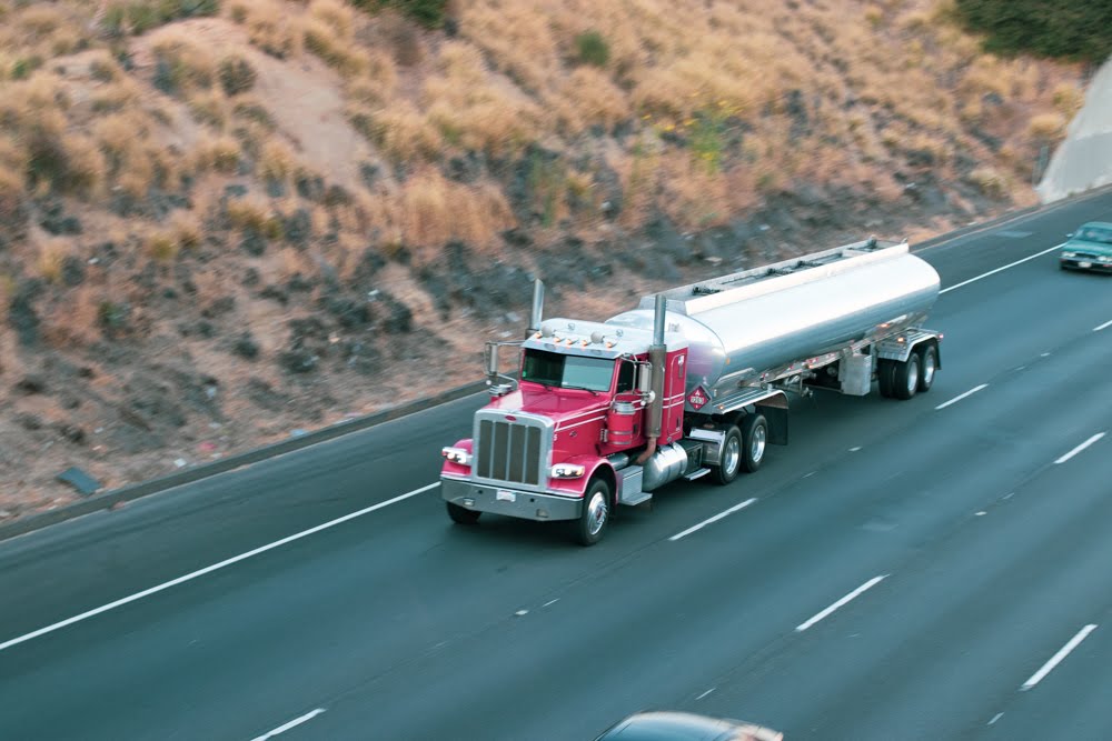 Atlanta, GA – Tractor-Trailer Accident with Injuries in NB Lanes of I-285 1 8/5 Atlanta, GA – Tractor-Trailer Accident with Injuries in NB Lanes of I-285